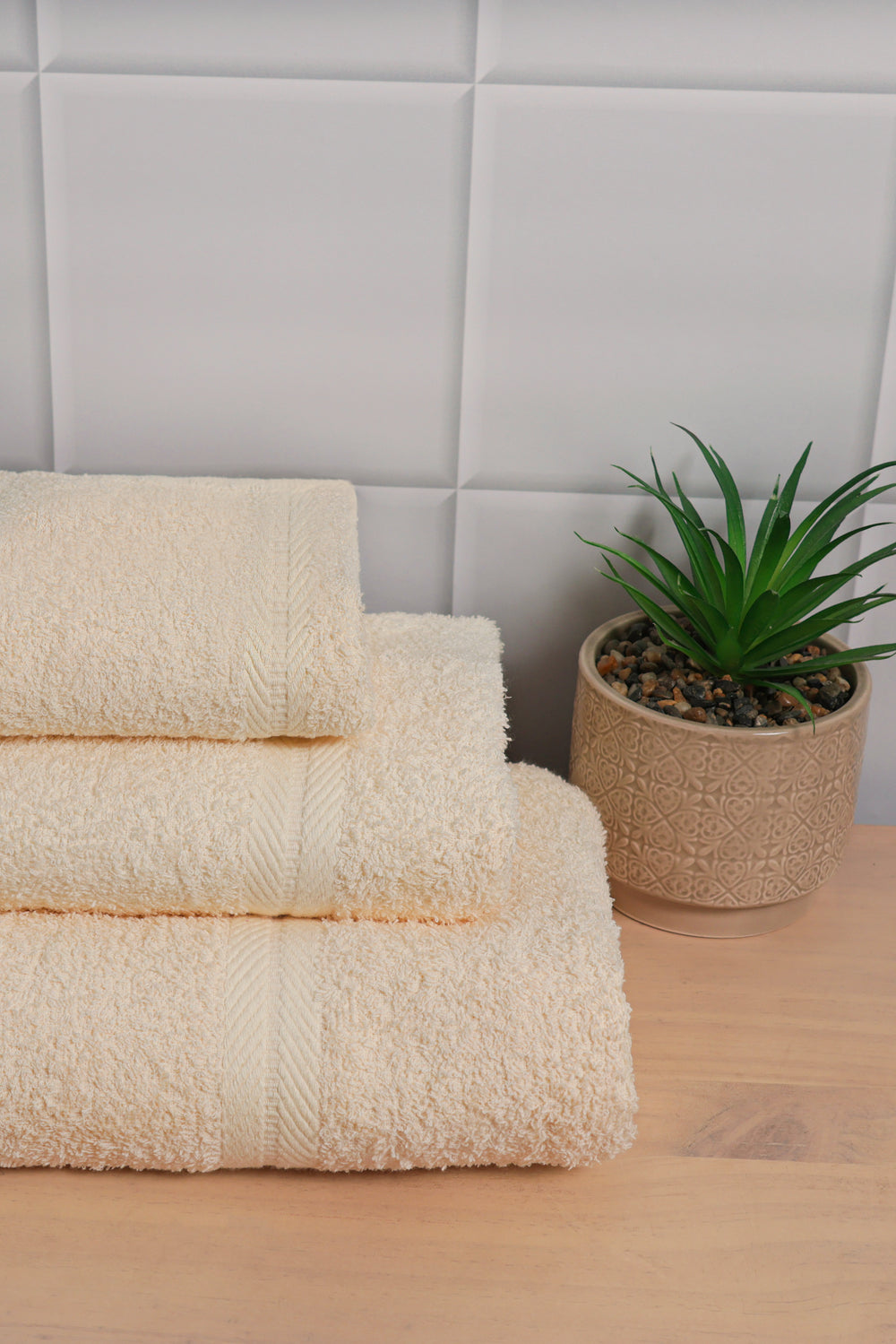 Toalla TRU color crema 380 Gr