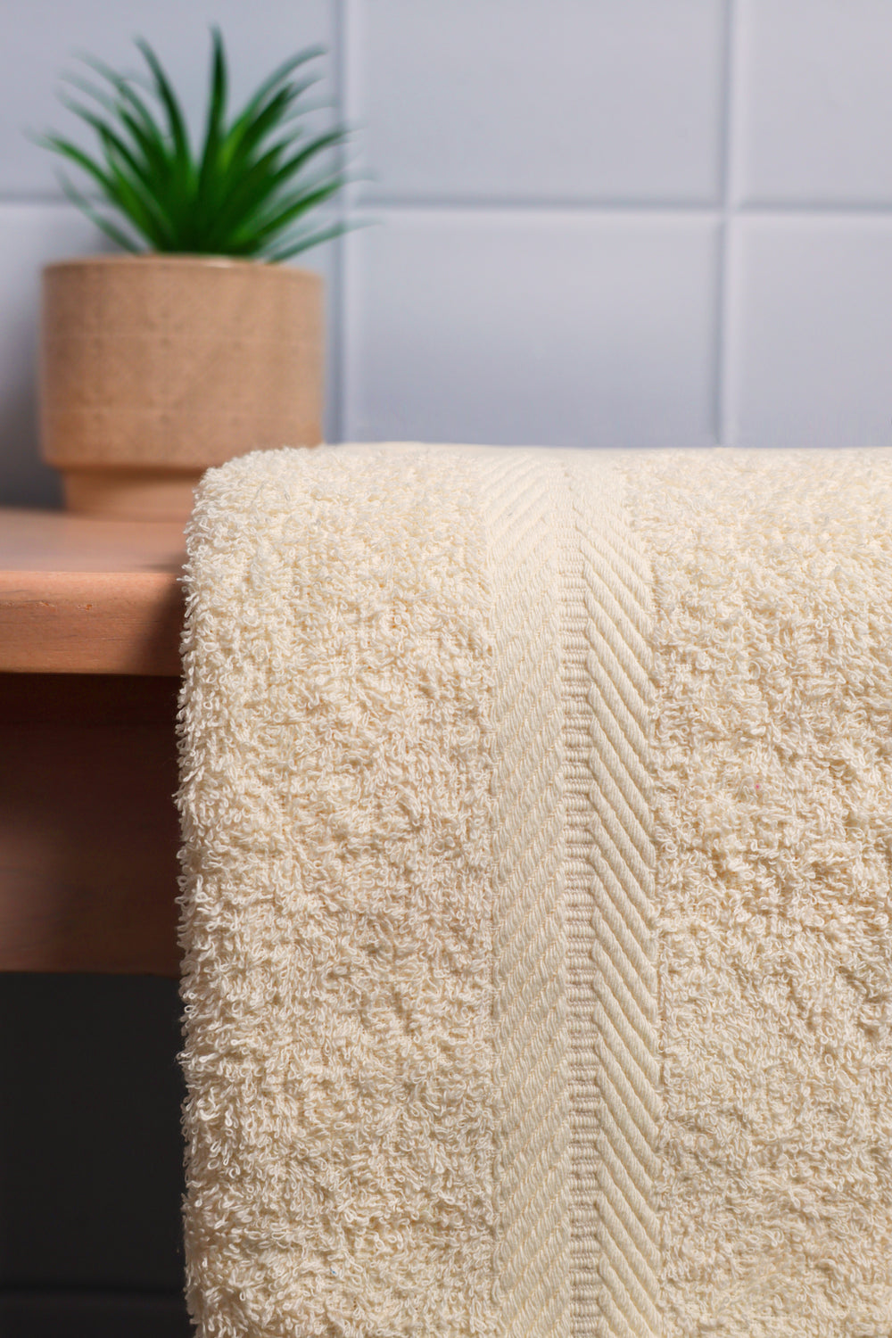 Toalla TRU color crema 380 Gr