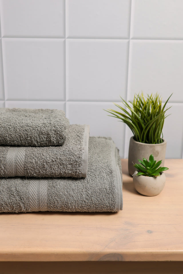 Toalla TRU color plateado 380 Gr