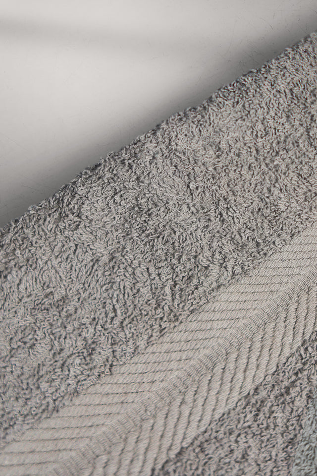 Toalla TRU color plateado 380 Gr