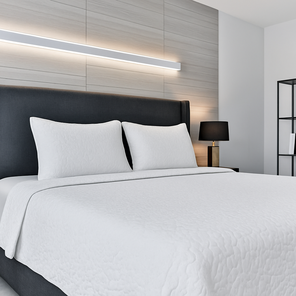 White Microfiber Bedspread with Plain x Stripe Print