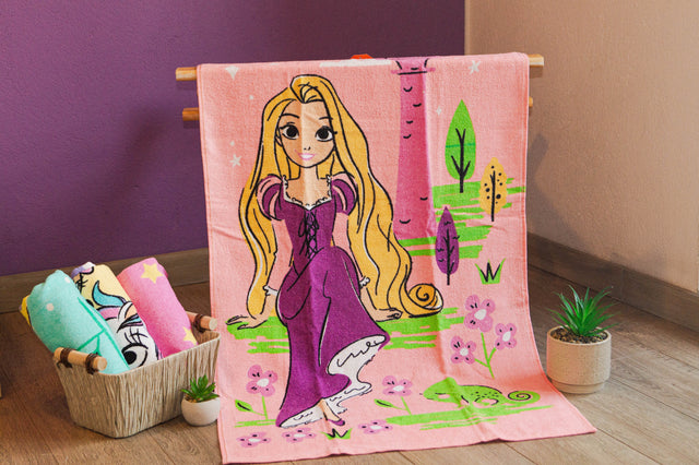 Toalla Infantil de Cuerpo Estampado Rapunsel
