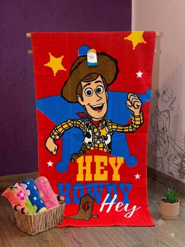 Toalla Infantil de Cuerpo Estampado Woody Hey