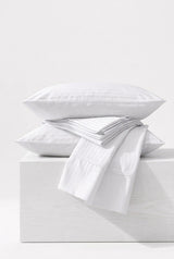 2 Almohadas Ultra MicroDown + Sabanas 250 Hilos Liso x Raya