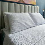 White Microfiber Bedspread with Plain x Stripe Print