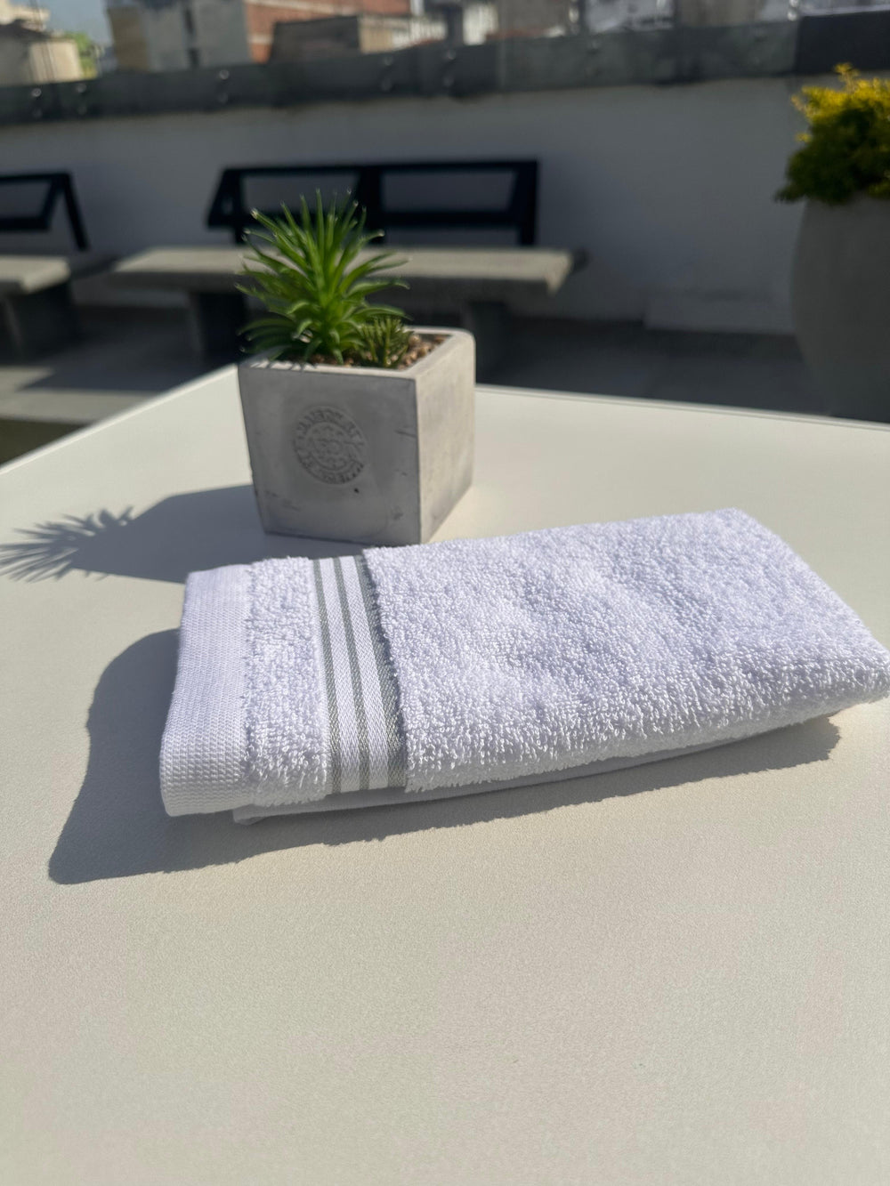 Institutional White Towel 550 Gsm