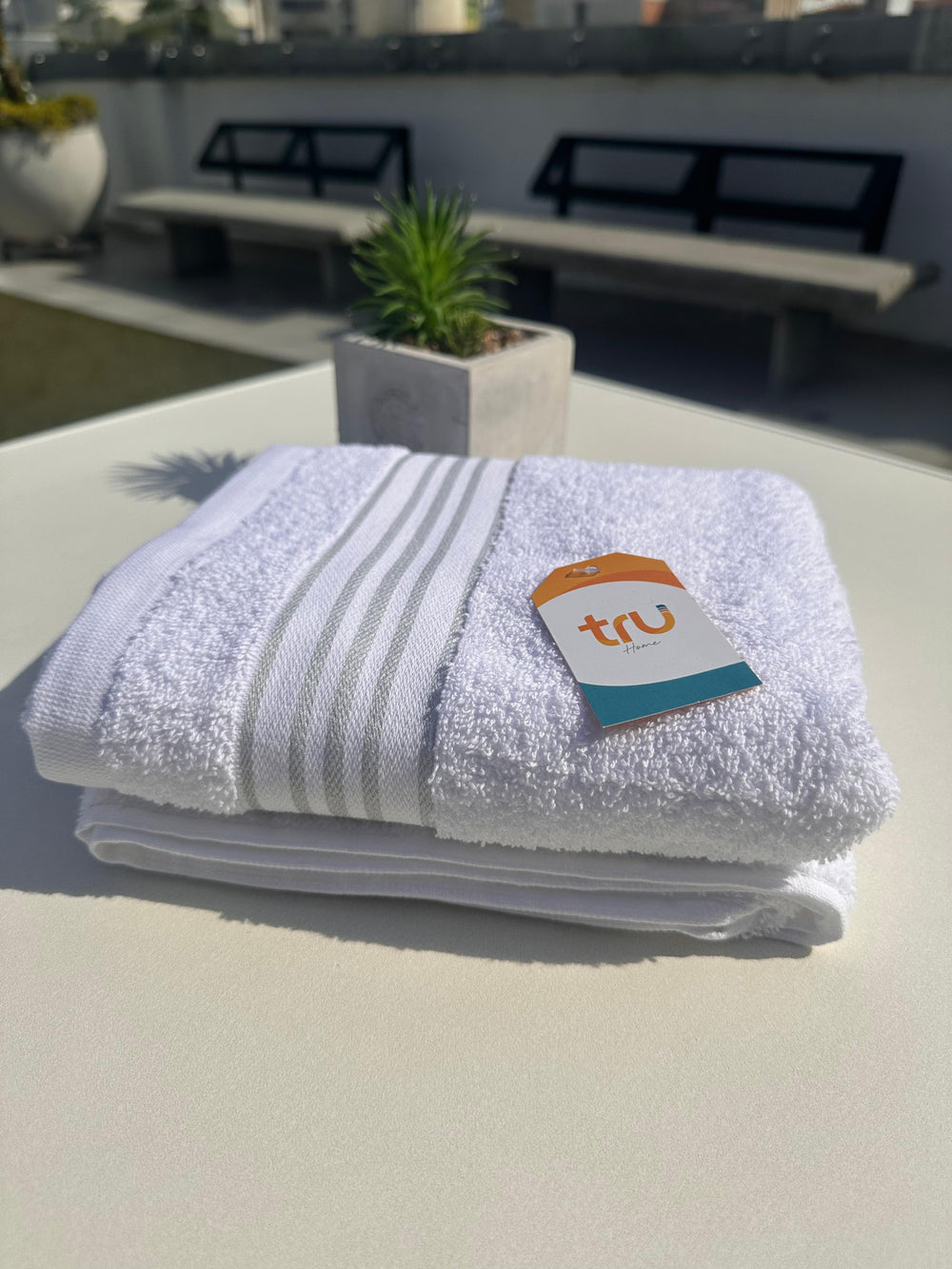 Institutional White Towel 550 Gsm