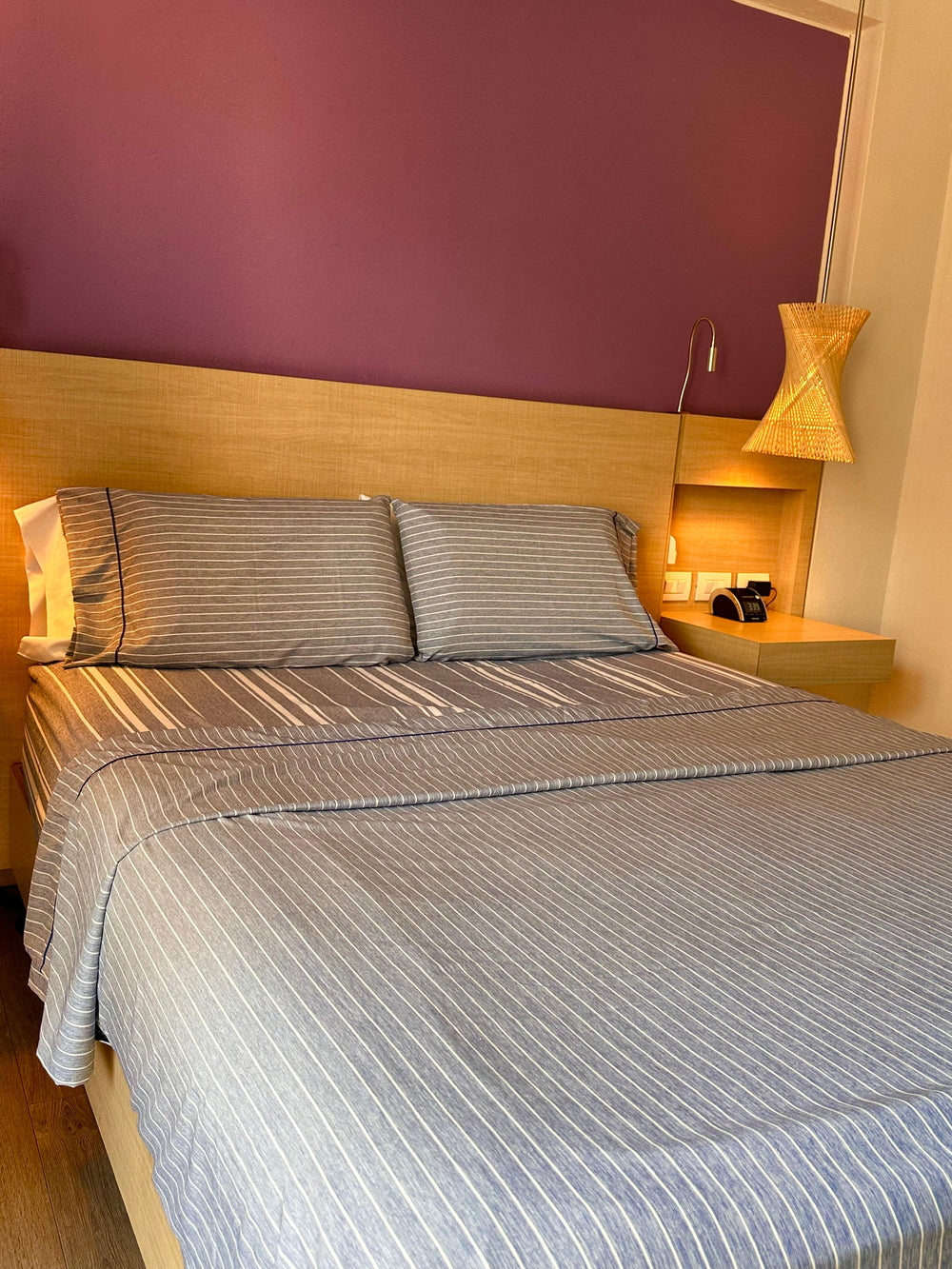 Juego de Sábanas Microfibra Catiónica  Estampado Azul Navy