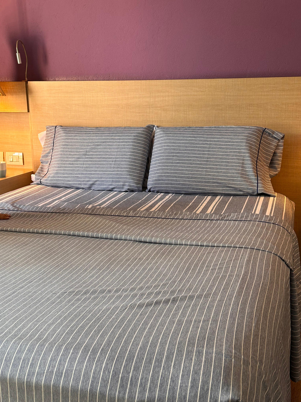 Juego de Sábanas Microfibra Catiónica  Estampado Azul Navy