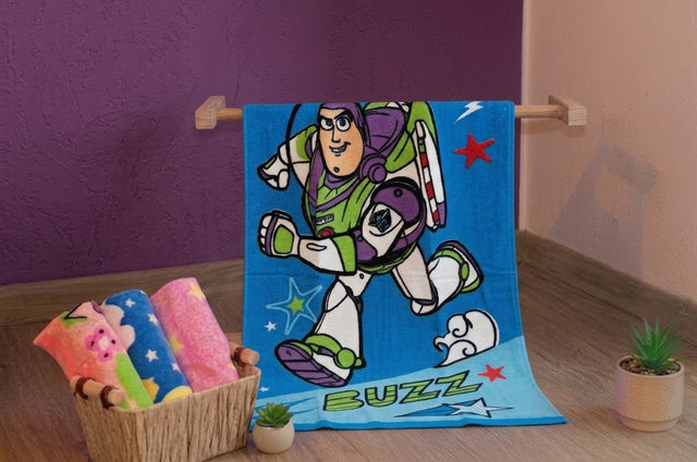 Toalla Infantil de Cuerpo Estampado Buzz Lightyear