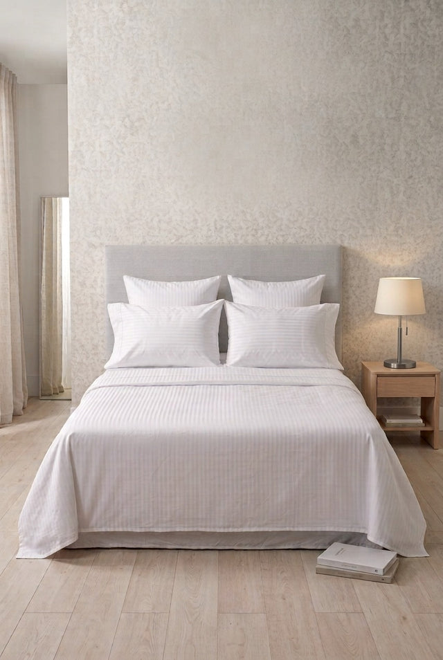2 Almohadas Ultra MicroDown + Sabanas 250 Hilos Liso x Raya